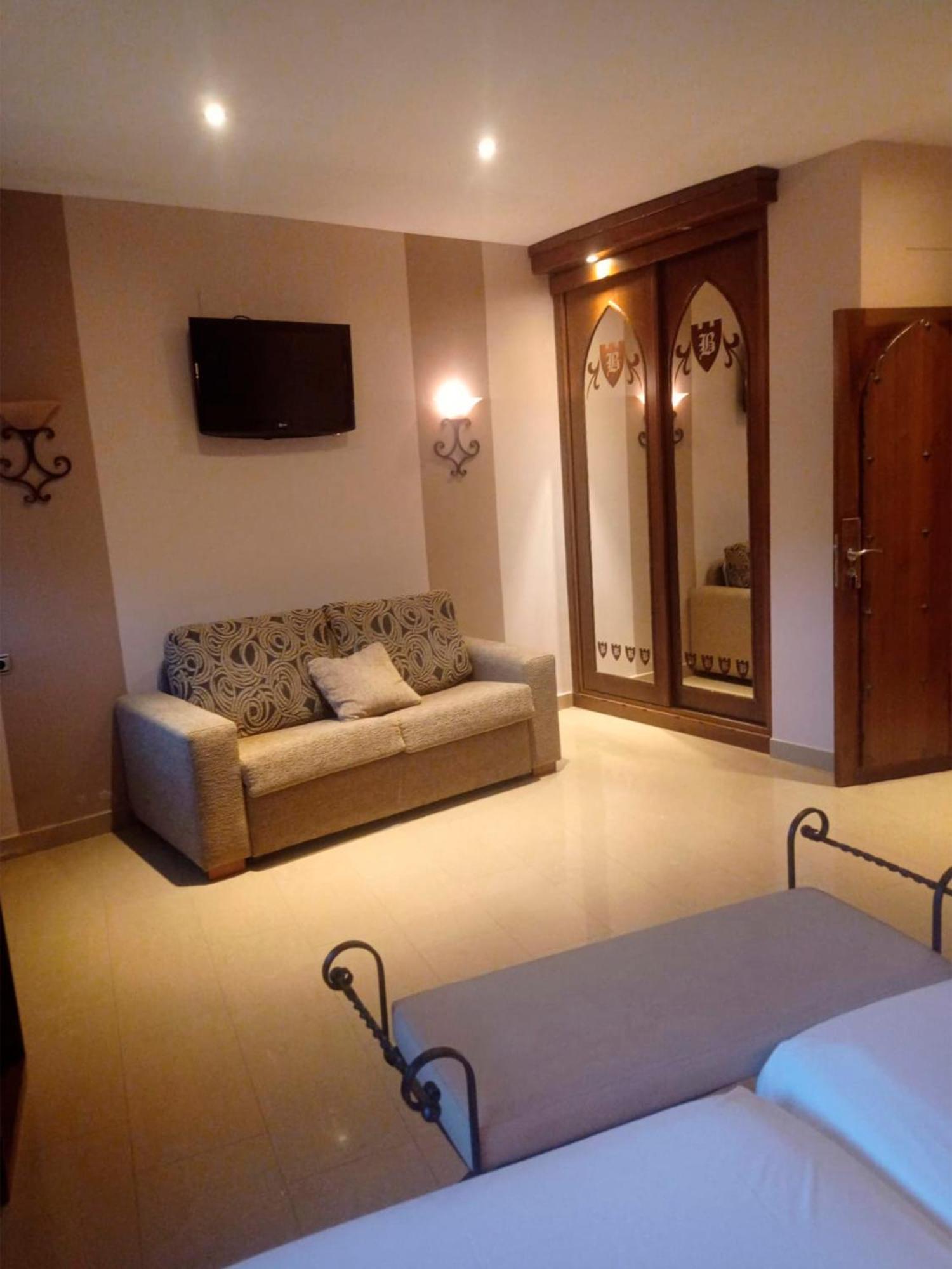Hotel La Brasa Vélez de Benaudalla المظهر الخارجي الصورة