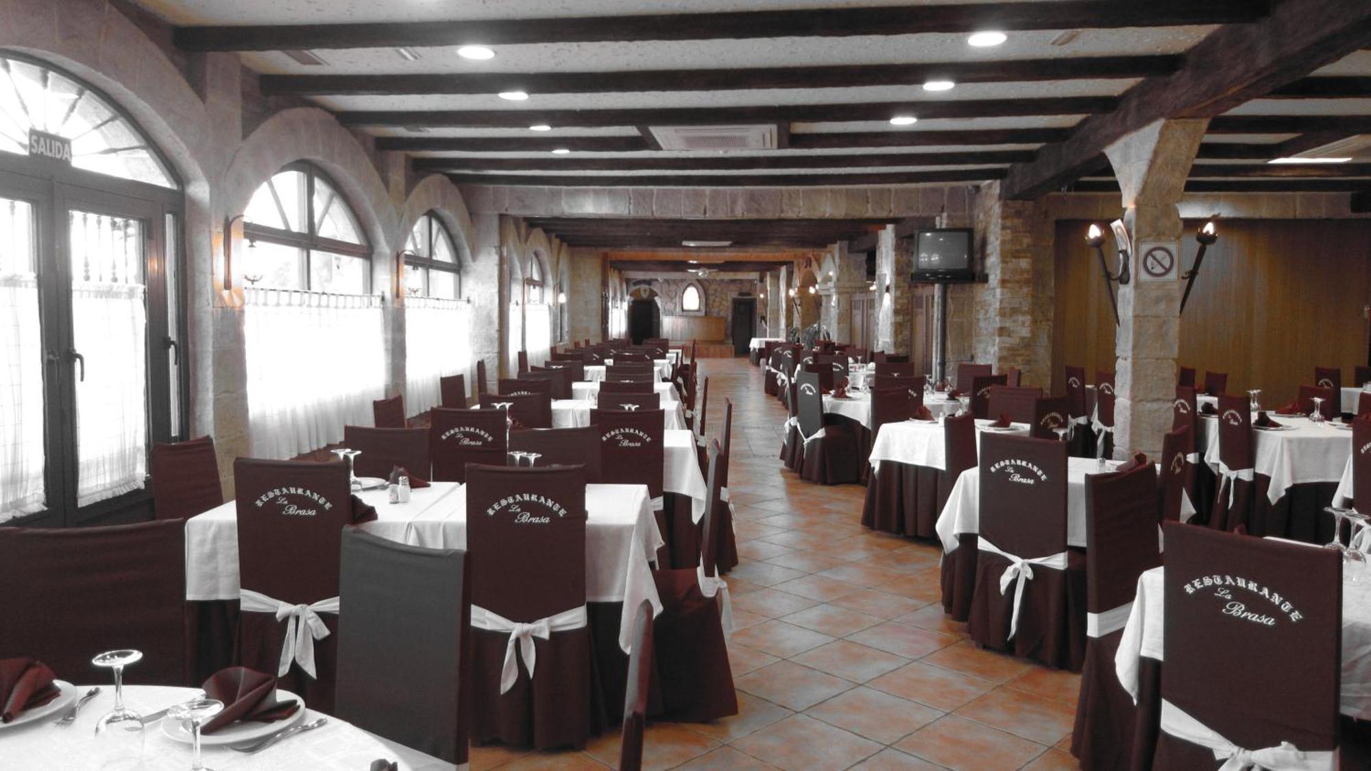 Hotel La Brasa Vélez de Benaudalla المظهر الخارجي الصورة