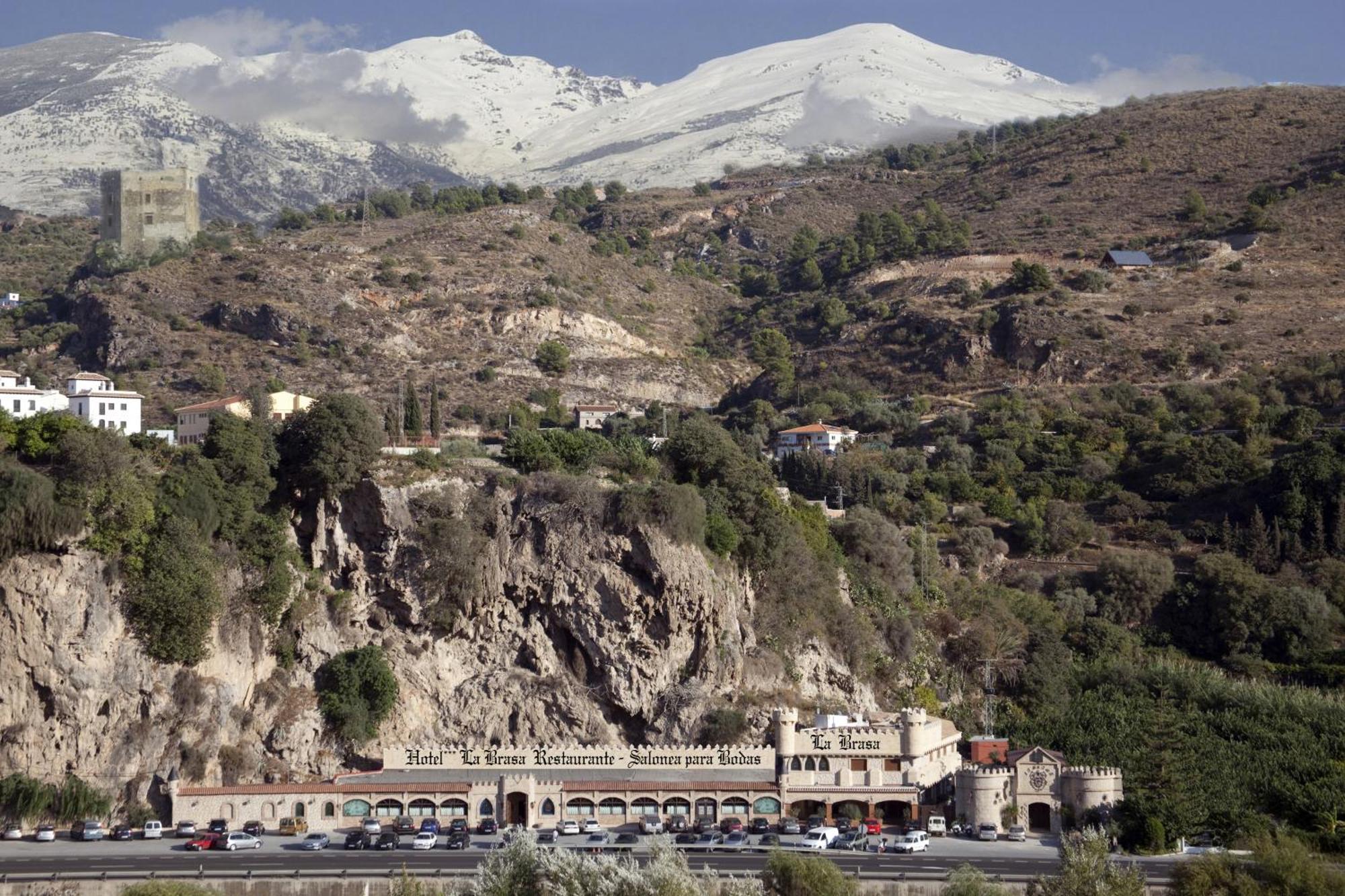 Hotel La Brasa Vélez de Benaudalla المظهر الخارجي الصورة